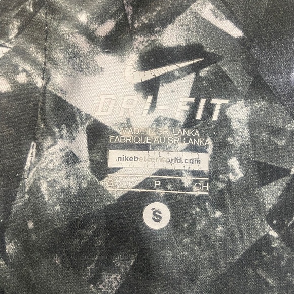 NIKE Dri-Fit Ten Less Plastic Bottles One Legend Leggings Cropped Women's Small - Picture 3 of 10